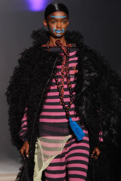 Look 17